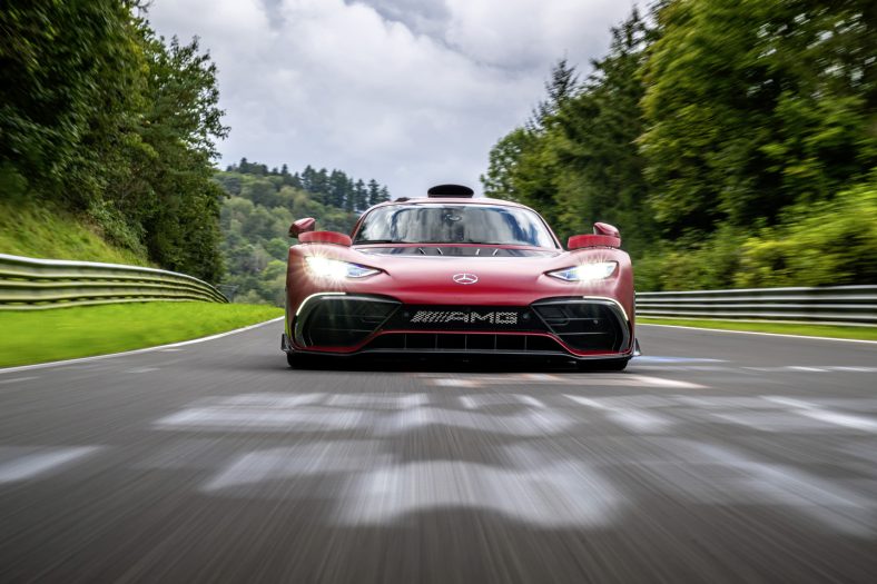 The Mercedes Amg One Shatters Its Own N Rburgring Lap Record Yugaauto