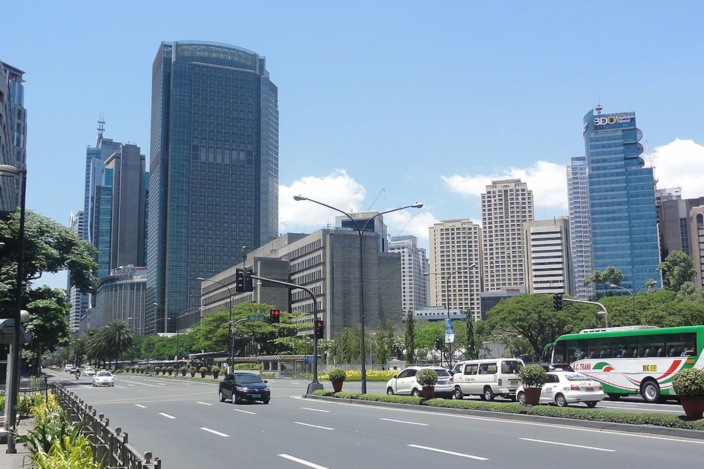 Makati lifts Holy Week coding only on Maundy Thursday, Good Friday