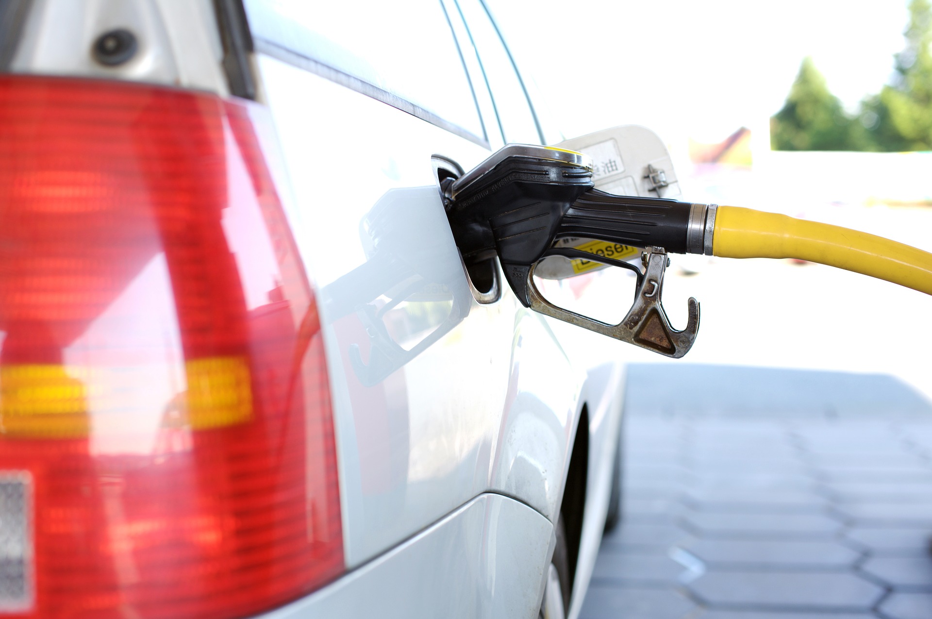 Big Fuel Price Hike Expected Next Week according to Oil Industry Management Bureau