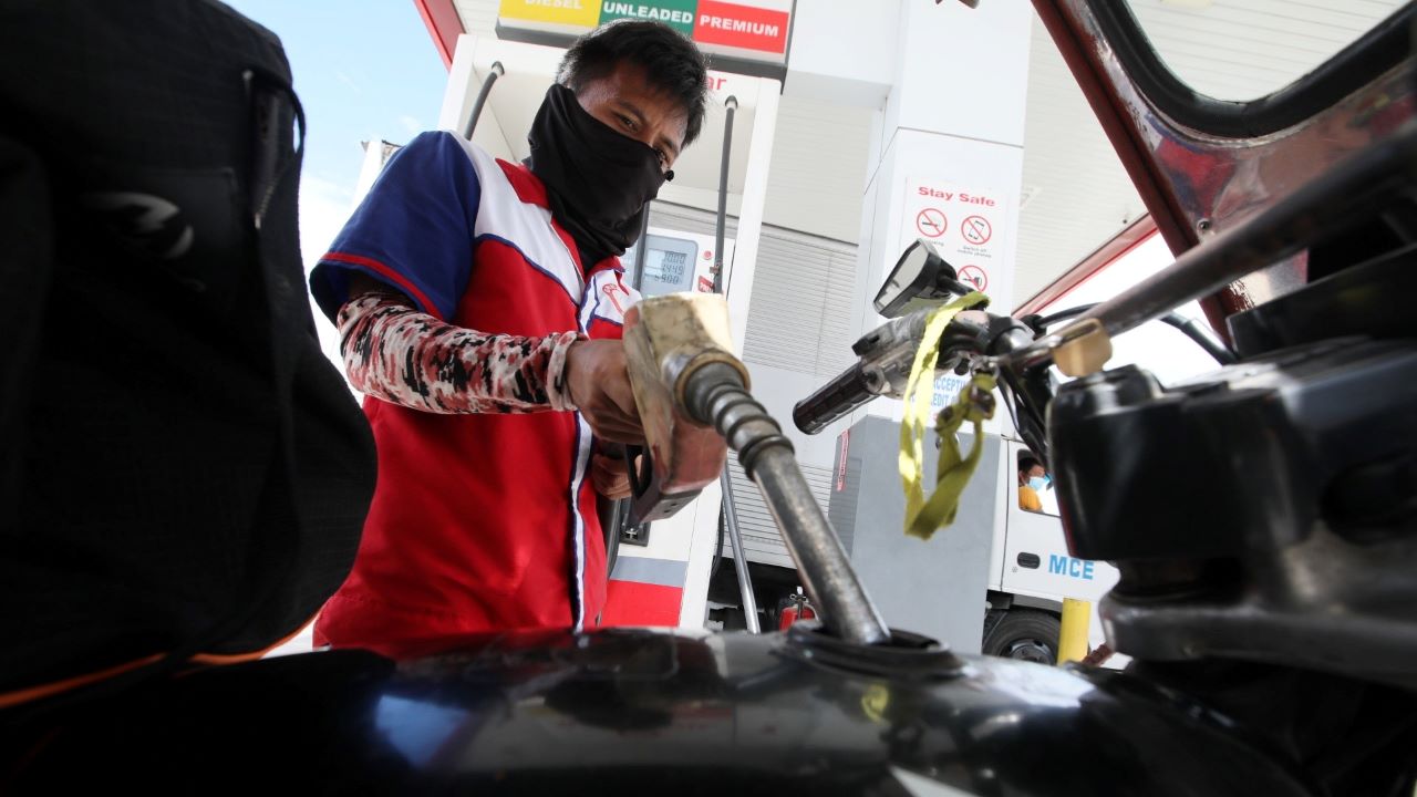 Fuel price rollback on July 26, PHP 0.40 for gas, PHP 1.85 for diesel