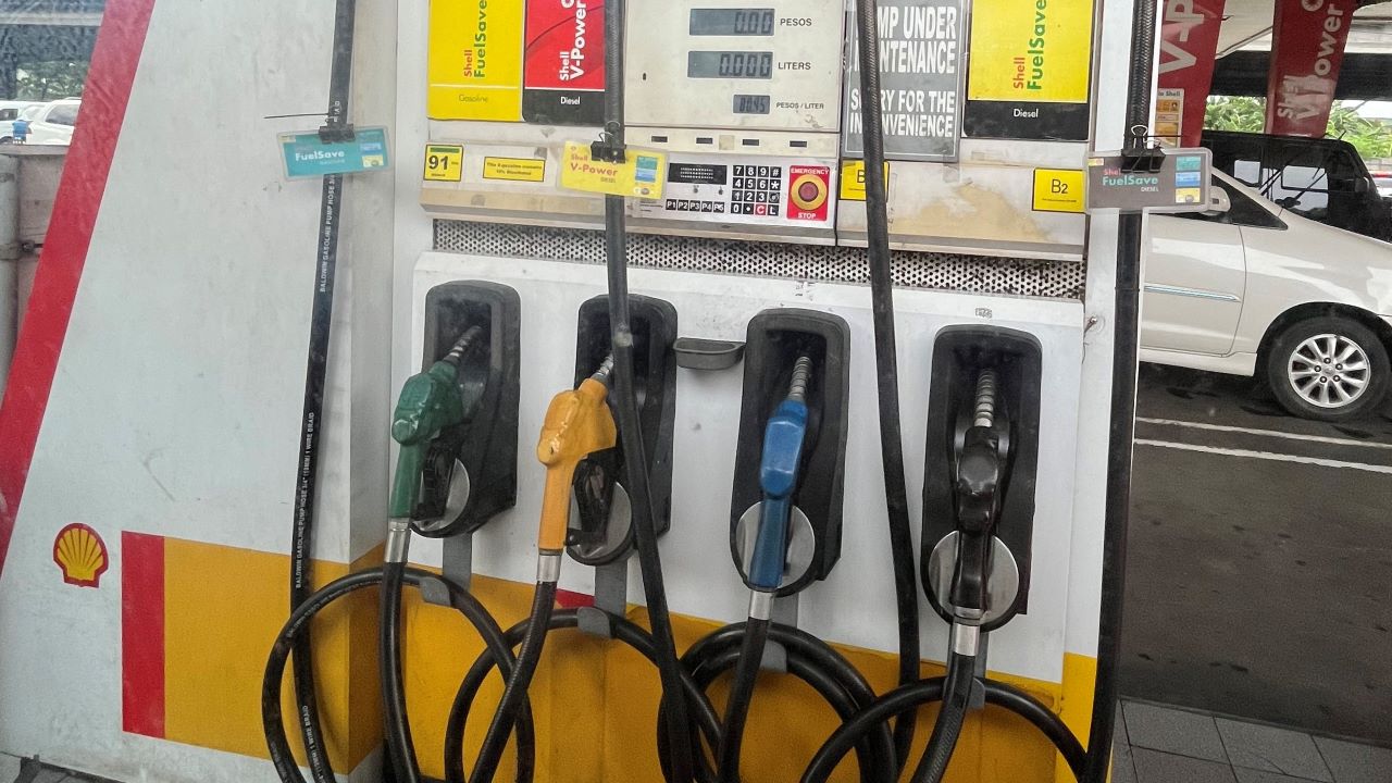 Fuel price adjustment on August 2, PHP 0.75 increase for gas, PHP 0.60 rollback for diesel