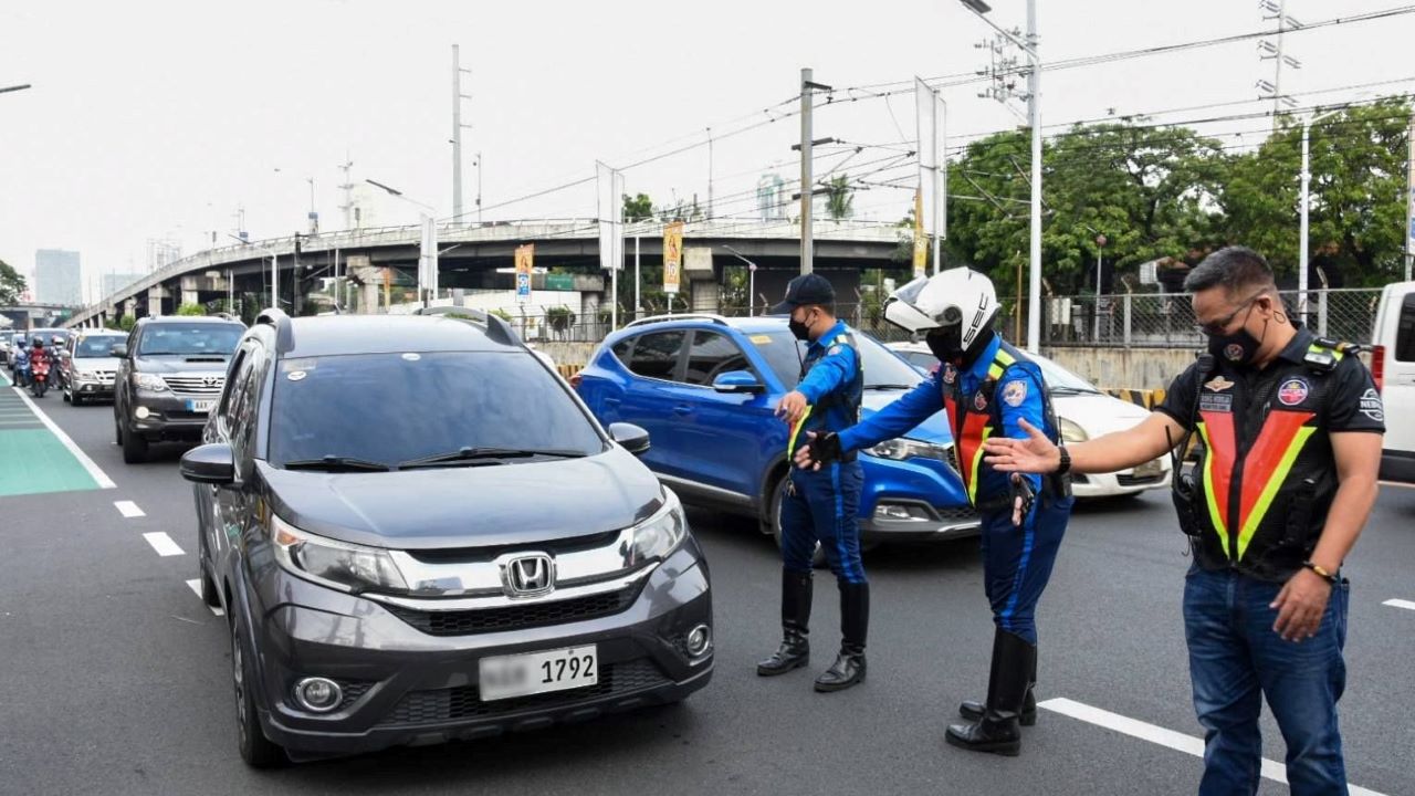 516 violators apprehended by MMDA in first morning of Expanded Number Coding re-implementation