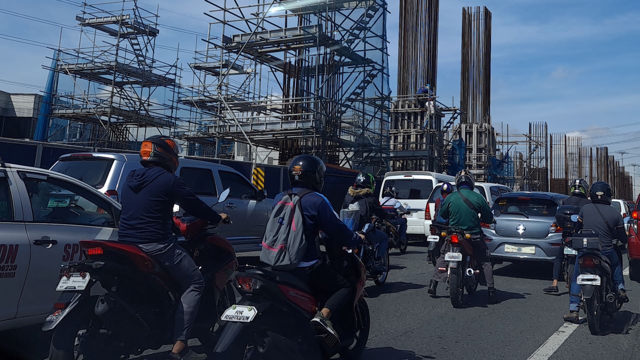 Exclusive motorcycle lane along Commonwealth already “approved in principle” by Metro Manila Council