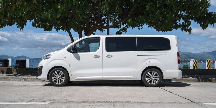 Peugeot Traveler
