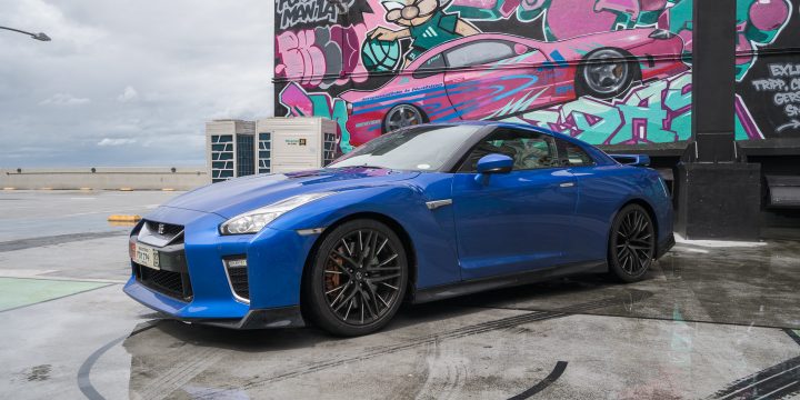 Nissan GT-R main