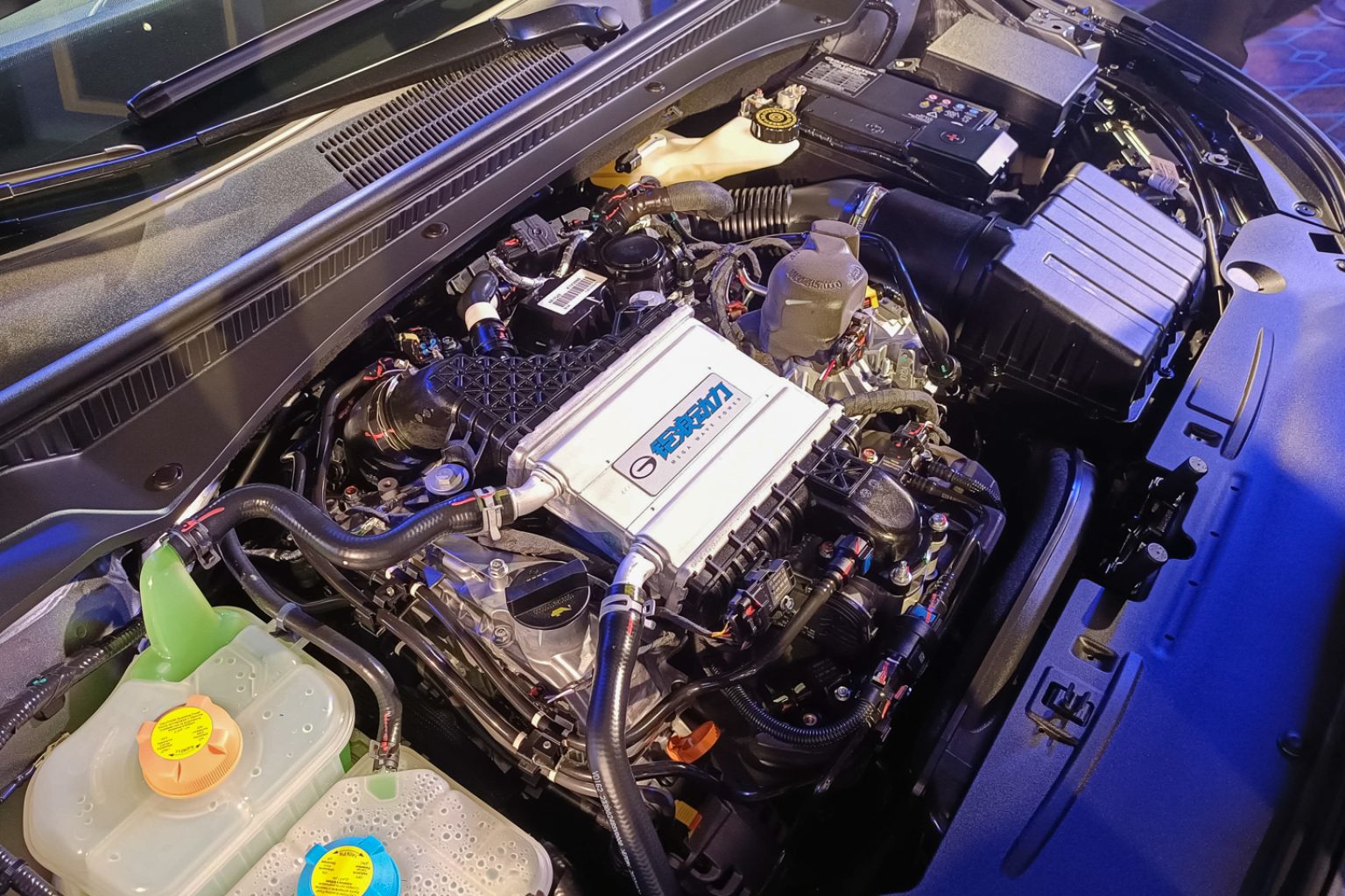 GAC greets 2023 with a bang with launch of EMPOW and all-new GS8 ...