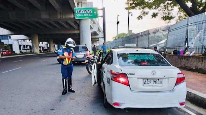 MMDA nabs 35 vehicles in illegal parking, colorum vehicle operation ...