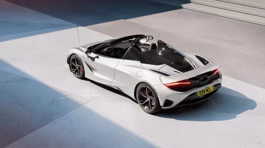 Wokings newest Supercar the 2024 McLaren 750s shuns electrification for old school tactics