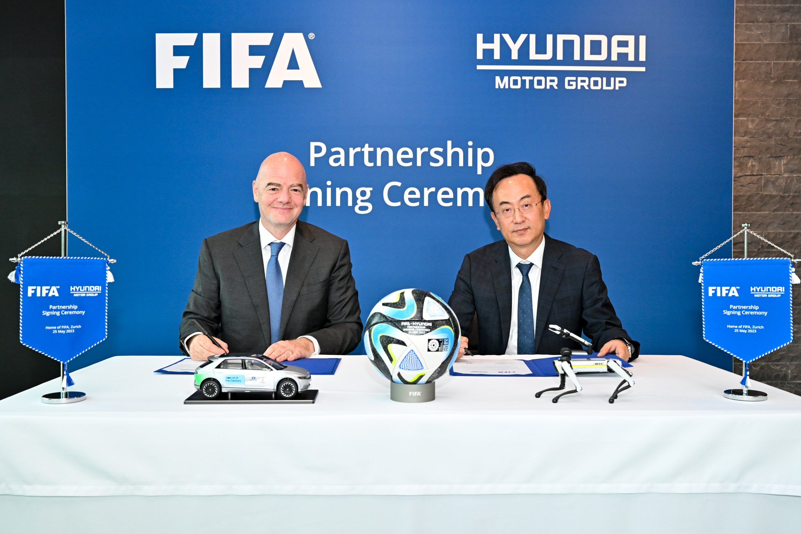 Partnership Signing Between Fifa And Hyundai