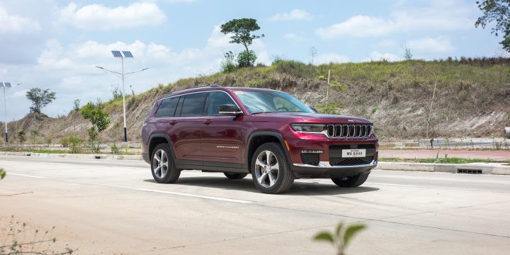 Jeep Grand Cherokee Exterior Front