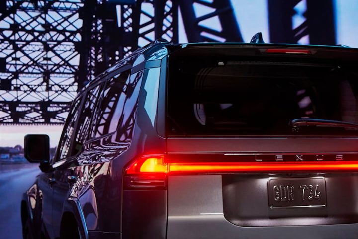 Lexus Gx Teaser 2 Main