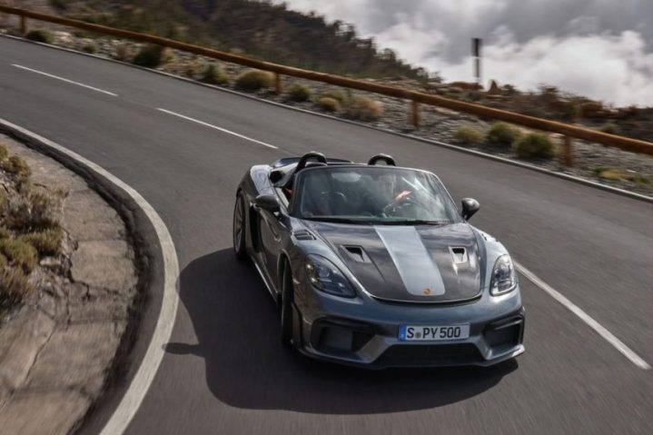Porsche 718 Spyder Rs Main