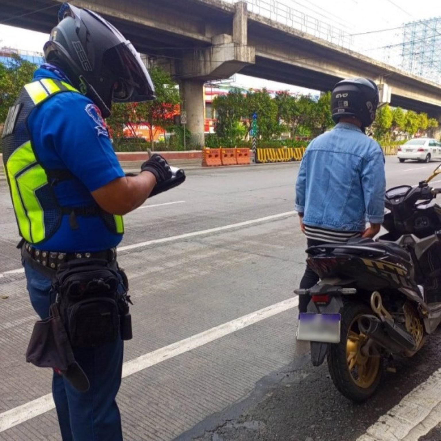 MMDA Stats: Guess How Many Motorists Violated The EDSA Bus Lane Rule In ...