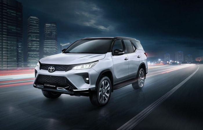 Updated Toyota Fortuner Inline 2
