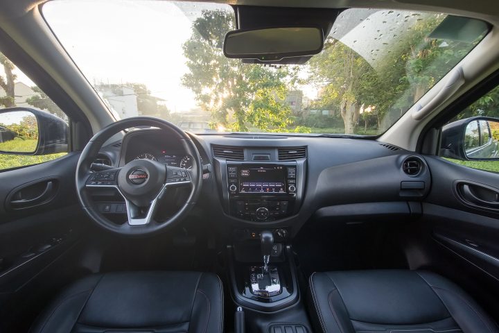 2022 Nissan Navara Pro 4x Interior Dashboard