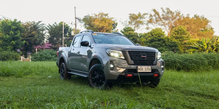 2022 Nissan Navara Pro 4x Exterior Front 4x4 Pick Up