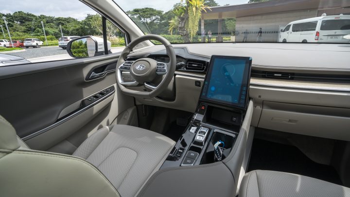 2024 Hyundai Custin Mpv Interior Dashboard