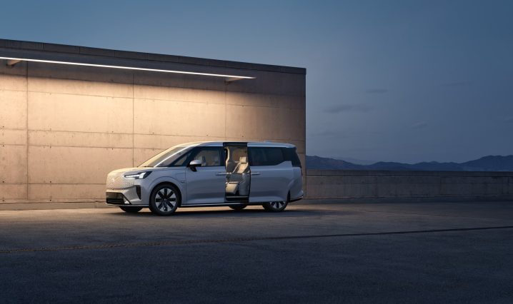Volvo Em90 Pr Images