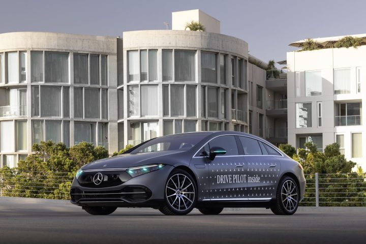 Mercedes-Benz autonomous driving