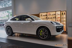 2024 Porsche Cayenne Turbo E-Hybrid