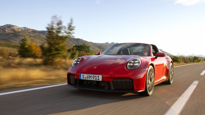 Porsche 911 Carrera GTS Targa T-Hybrid