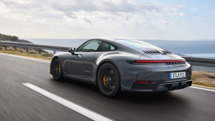 Porsche 911 Carrera GTS T-Hybrid