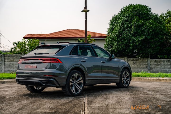 Audi Q8 S Line