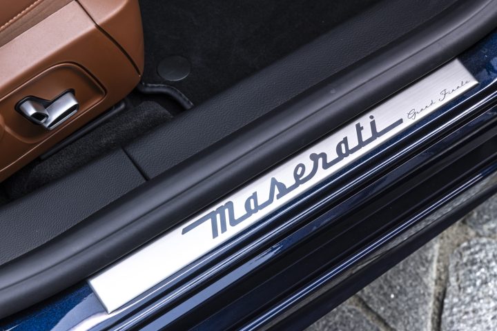 Small 24430 18 Maserati Quattroporte Grand Finale Dedicated Grand Finale Lasered Door Sills