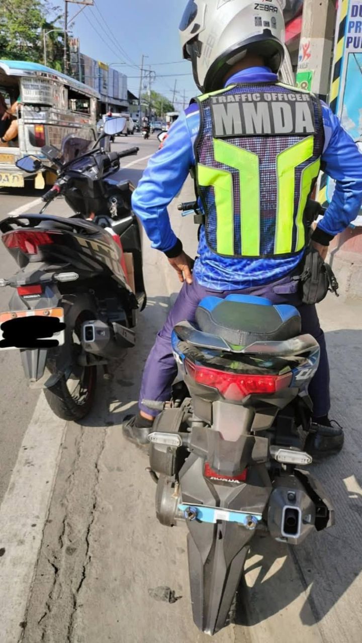 mmda enforcer mmda motorcycle no license plate inline 01-min