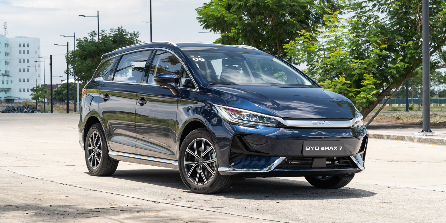 BYD eMAX 7