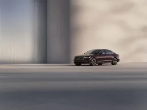 2025 Volvo S90