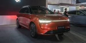 AITO M9
