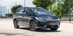 BYD eMAX 7
