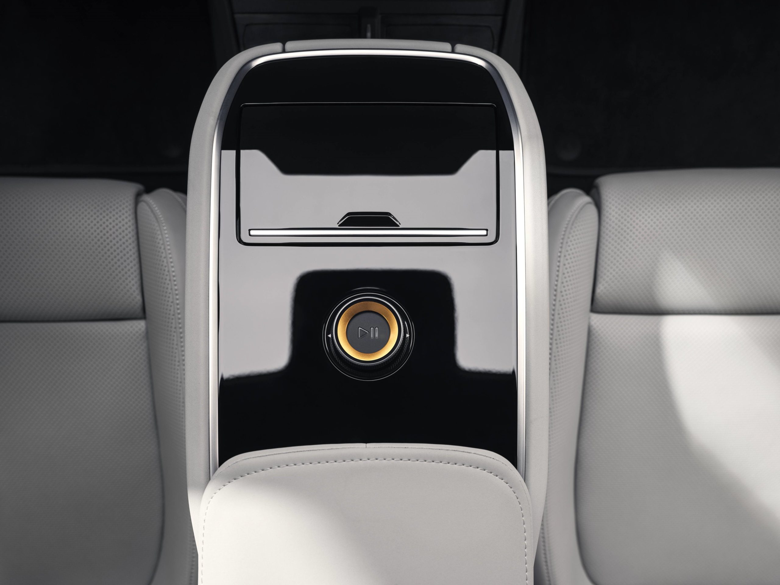 Polestar 5 IAA Mobility 2025