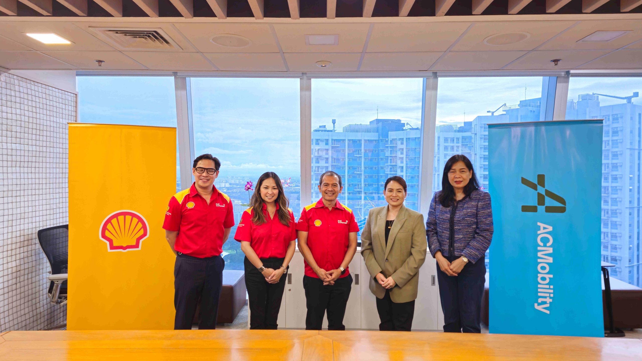 Shell Recharge x ACMobility