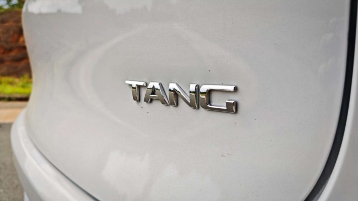 BYD Tang DM-i