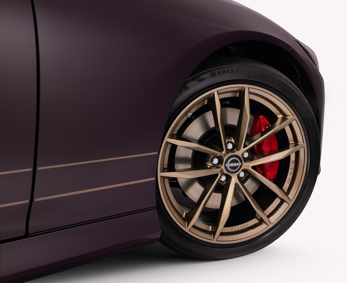 2026 Nissan Z Heritage Edition Midnight Purple