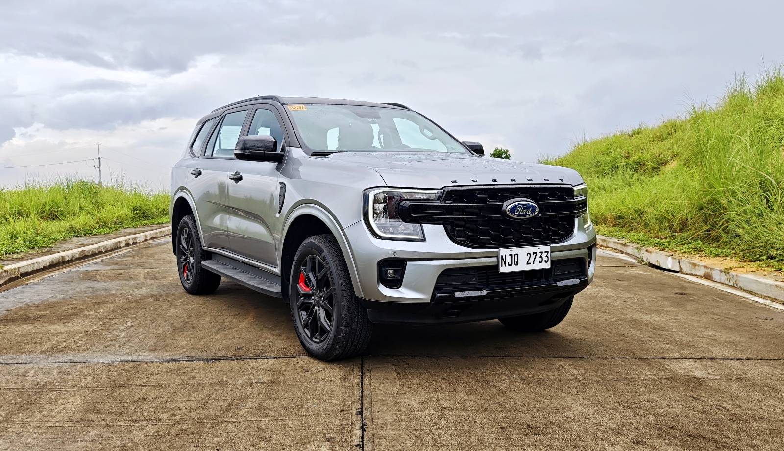 https://auto.yugatech.com/news/ford-special-edition-ranger-everest-sport/