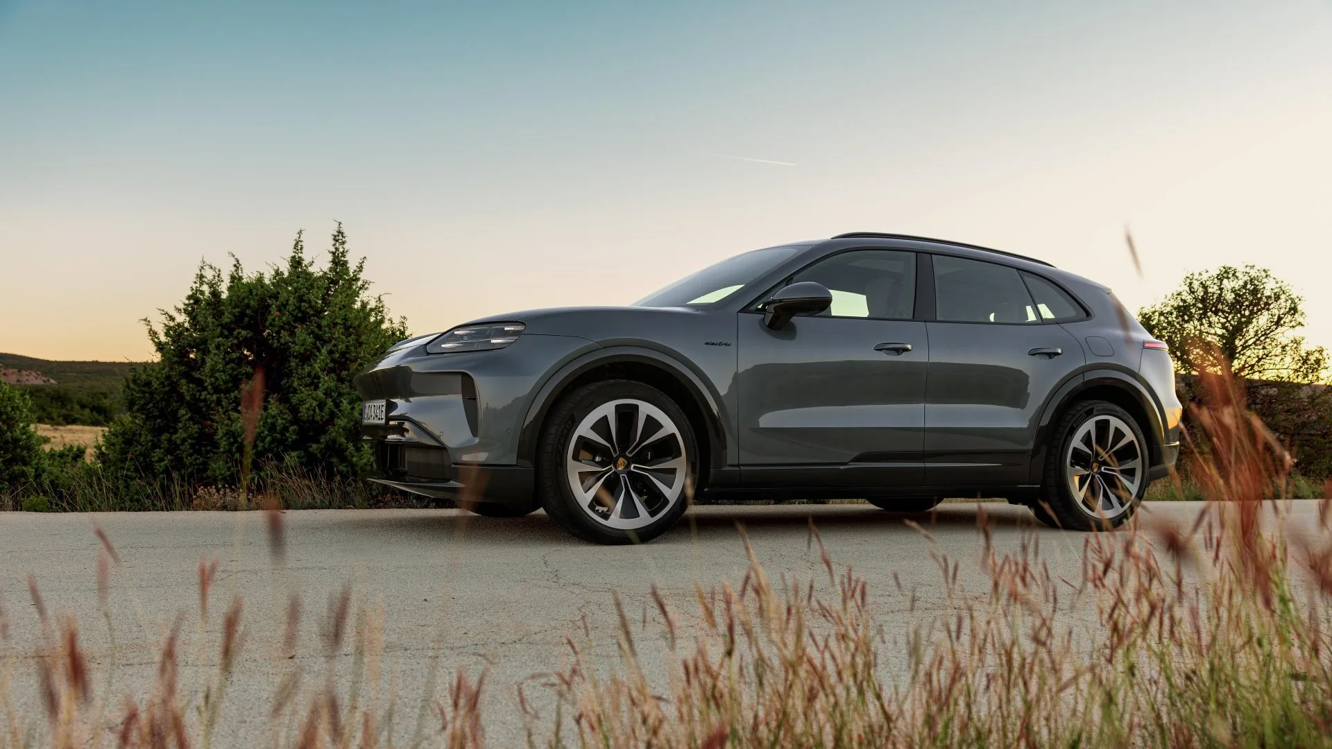 Porsche Cayenne Electric