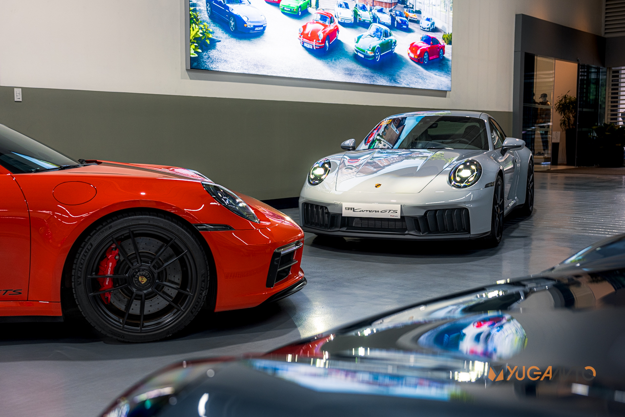 Porsche 911 Carrera GTS T-Hybrid
