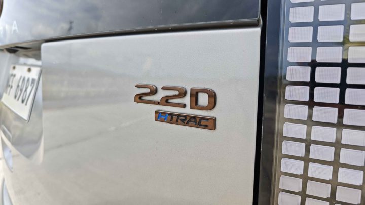 Hyundai Staria 9-Seater