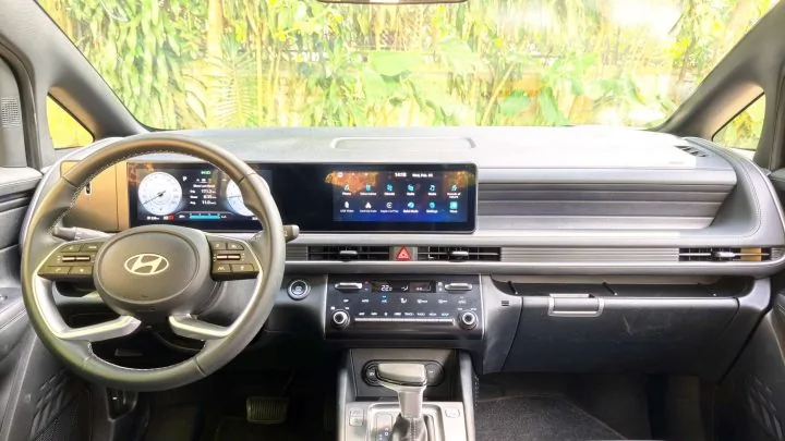 Hyundai Stargazer X