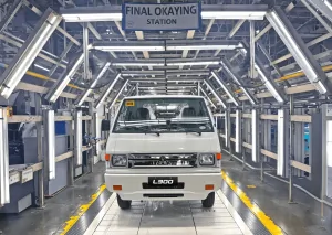 Mitsubishi L300 900,000th unit produced