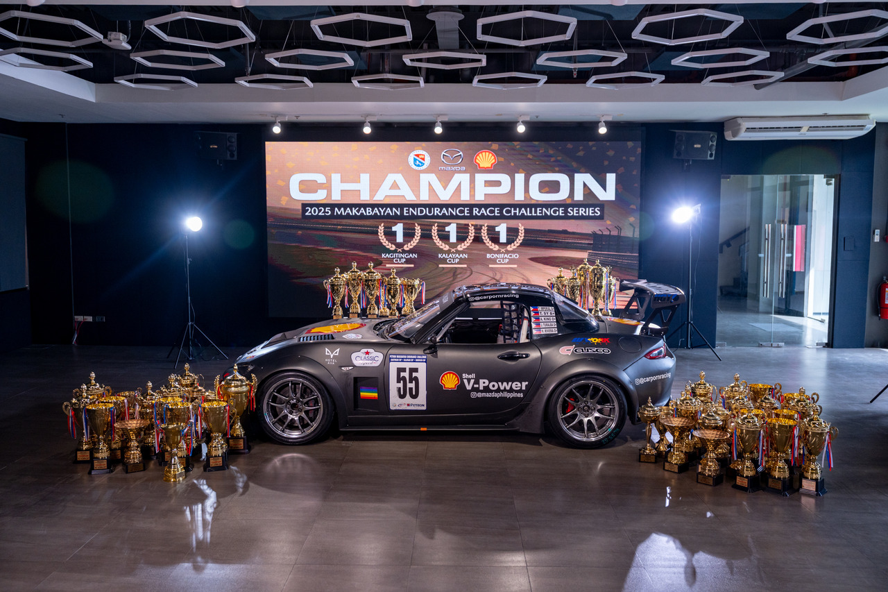 #55 Team MSCC Mazda Miata race car