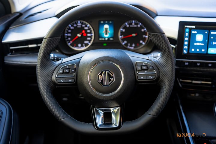 Review: 2026 MG5 Prestige - Spacious, sure, but better? - YugaAuto ...