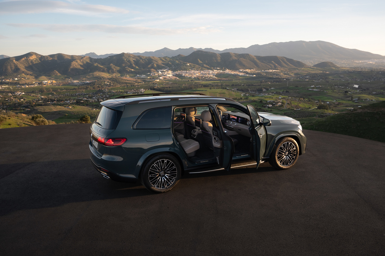 2026 Mercedes-Benz GLS