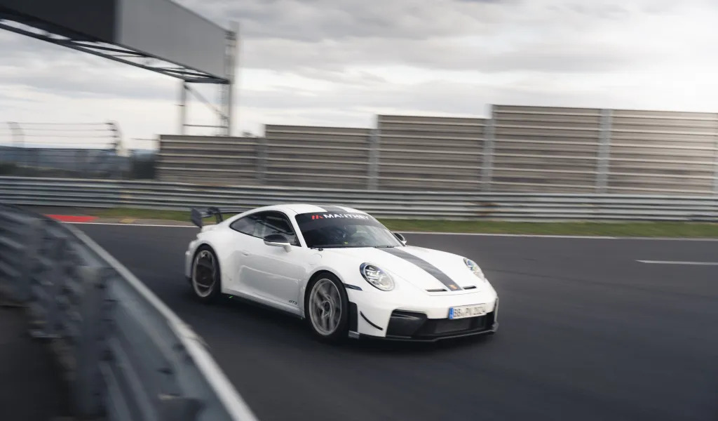992.2 Porsche 911 GT3 Manthey Kit Nurburgring record