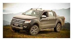 Ford Ranger 2.2 XLS 4×4 MT (2013)