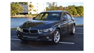 BMW 3 Series 328i Sport Package AT (2014)