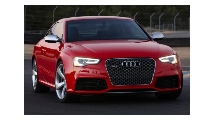 Audi RS 5 3.2 FSI Quattro S-tronic V8 DCT (2015)